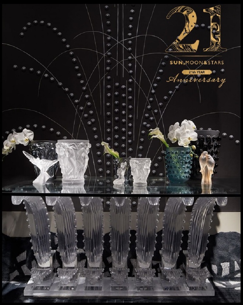 lalique - danas nam je divan dan